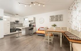 Easyapartments Leo