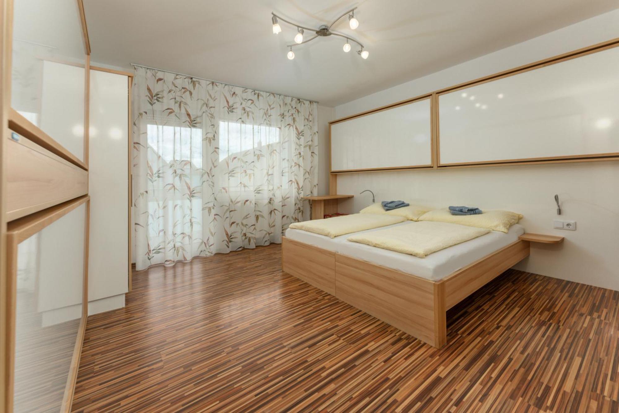 Easyapartments Leo Linz Extérieur photo
