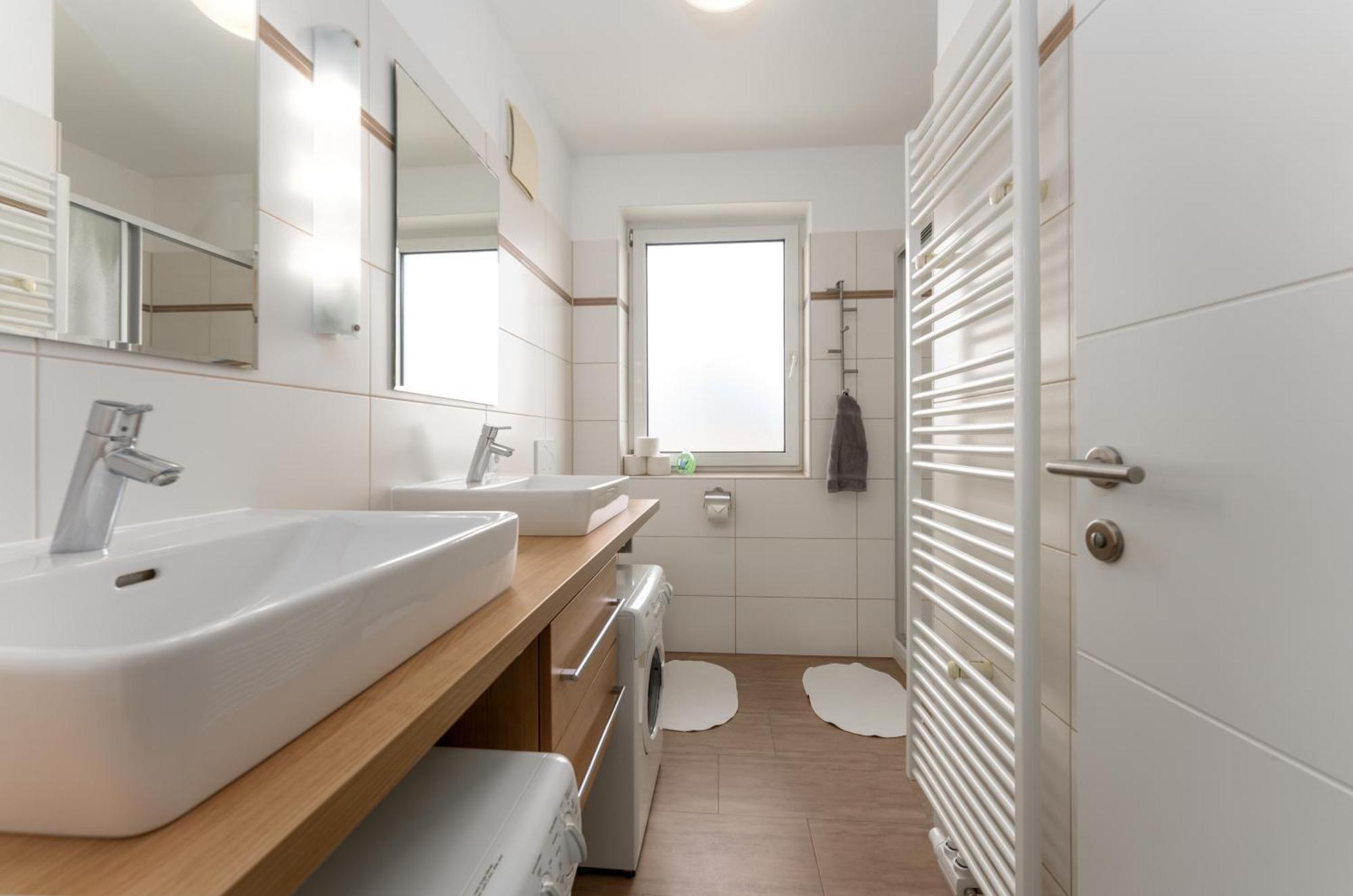 Easyapartments Leo Linz Extérieur photo
