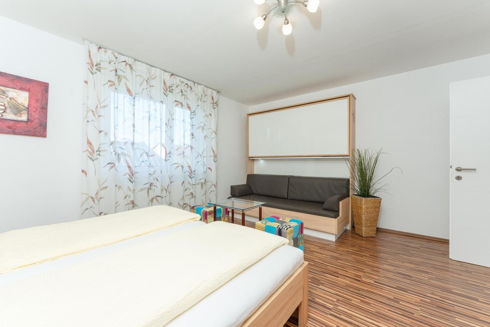 Easyapartments Leo Linz Extérieur photo