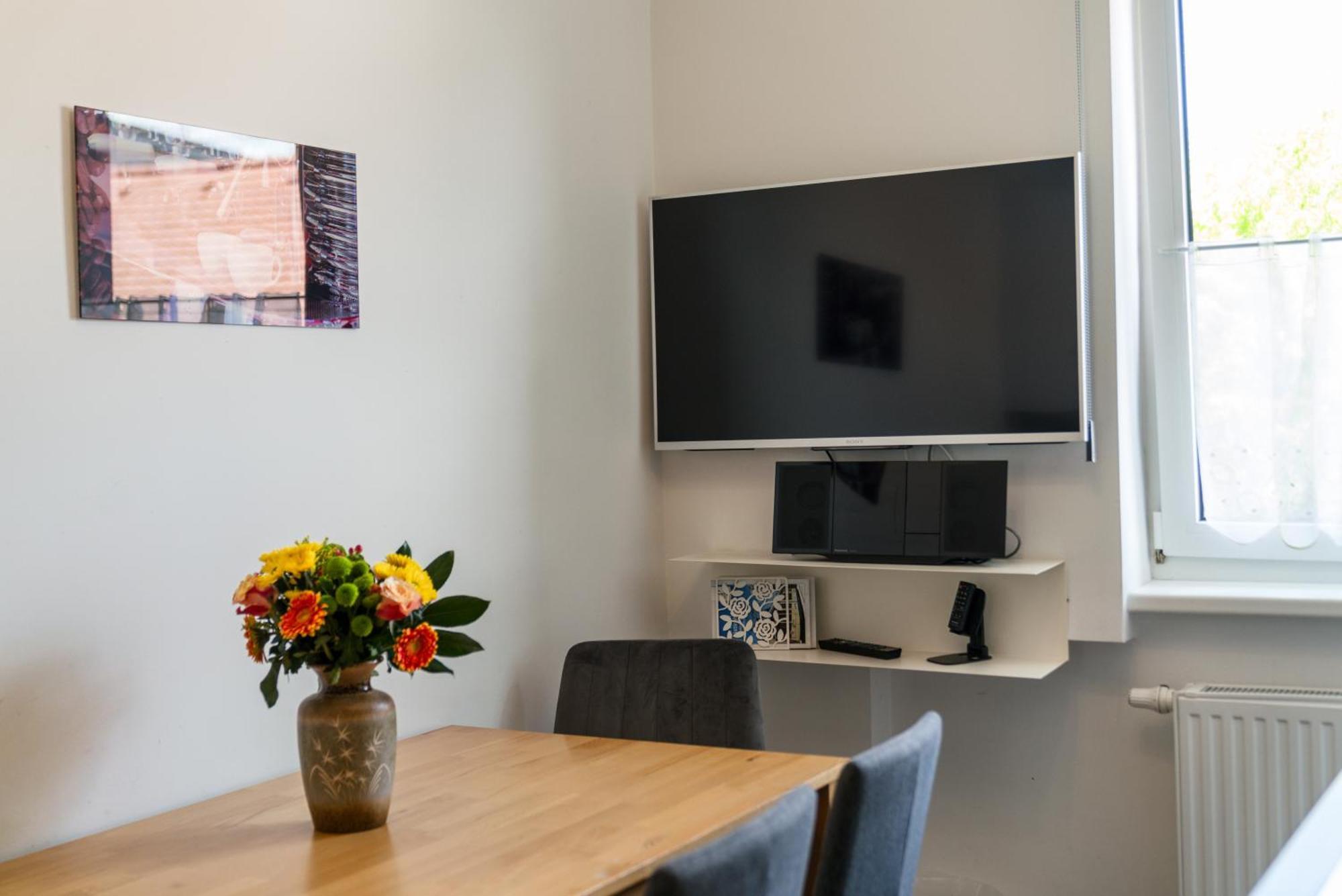 Easyapartments Leo Linz Extérieur photo